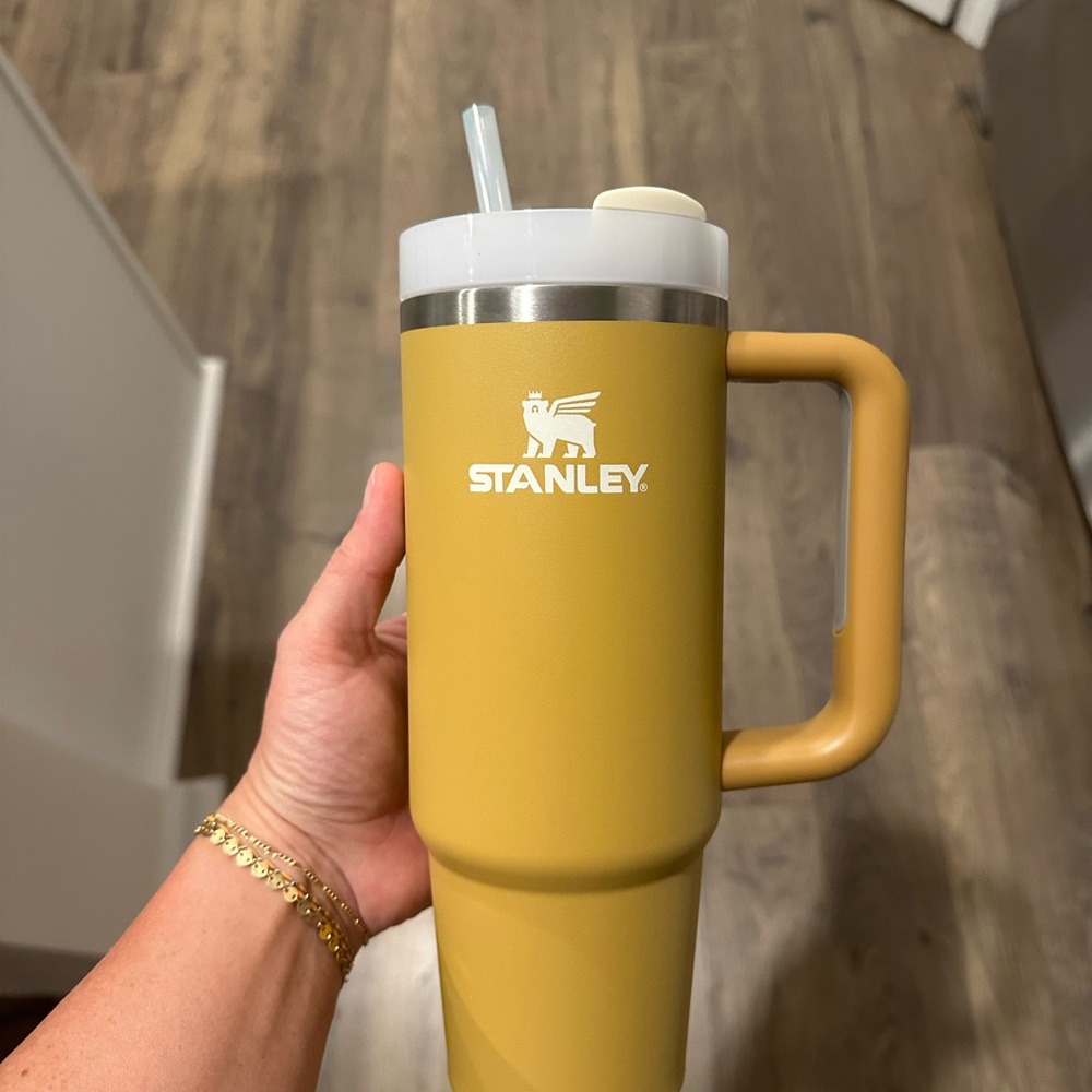 Stanley Yellow Dining Mug with Handle